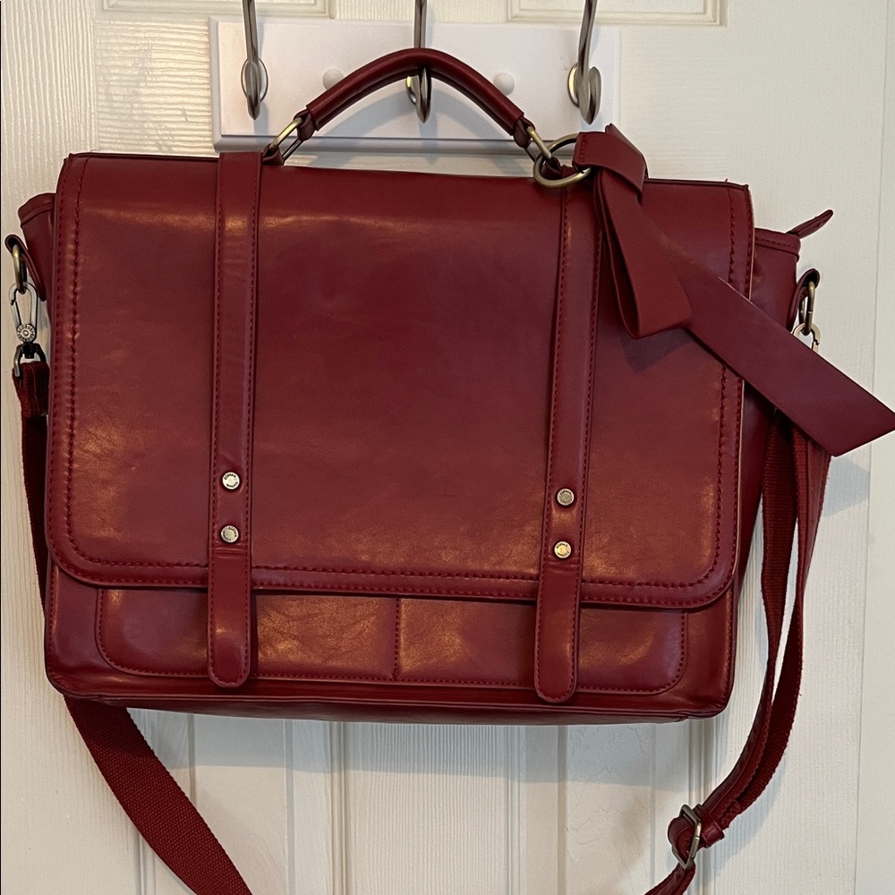 Red Ecosusi Vegan Messenger Bag EUC